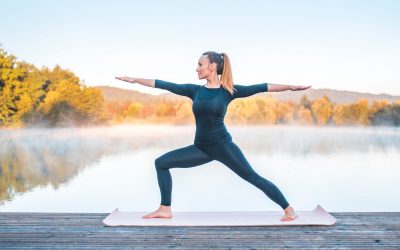 La Posture du Guerrier II pendant la Grossesse : Renforcer le Corps et l’Esprit